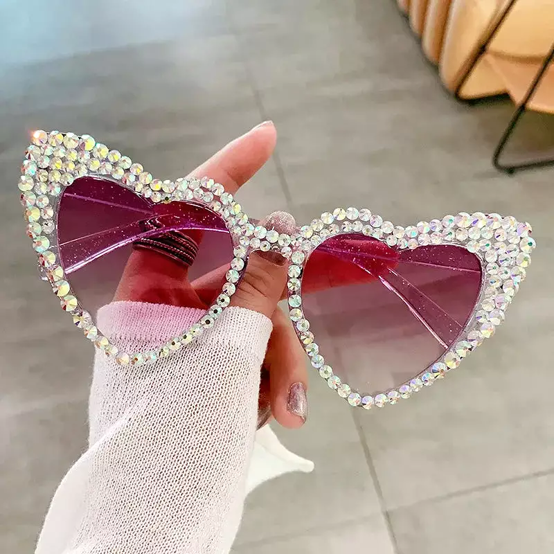 Ashore Shop Women New Luxury Diamond Sunglasses Large Heart Shape Ultraviolet Sun Glasses for Ladies Unisex Large Frame Hip Hop 