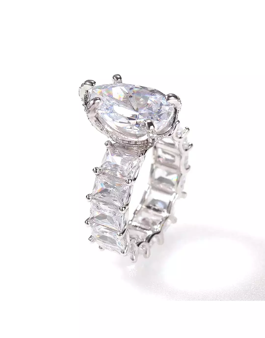 Big Pear Shape Diamond Ring