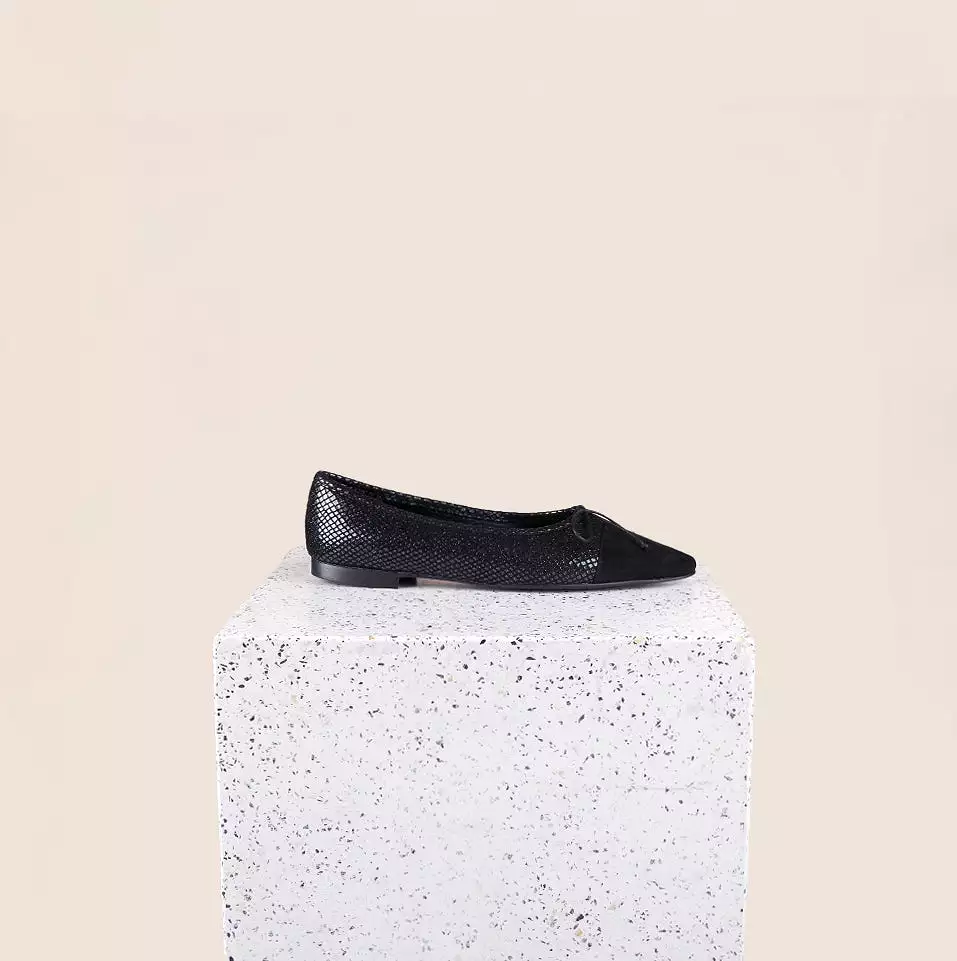 Como-  Diamond Shimmer/Black Suede