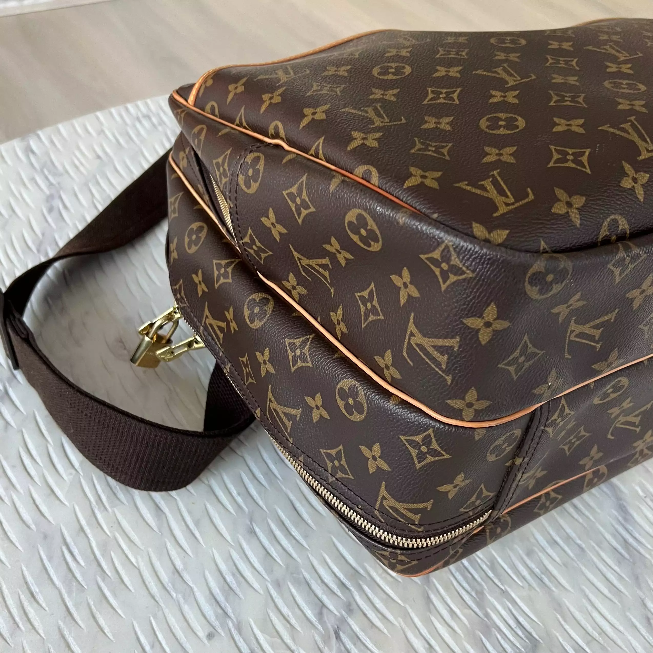 Louis Vuitton Alize 24 Heures Monogram Canvas Bag