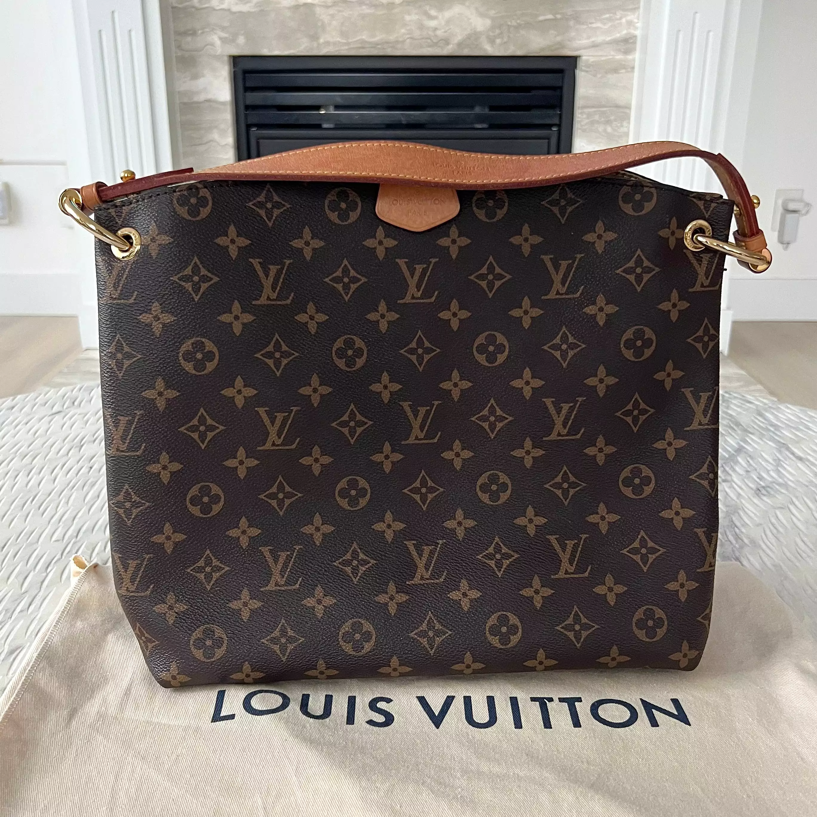 Louis Vuitton Graceful PM Bag