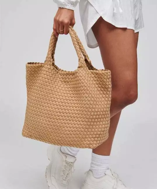 Sky's The Limit Tote Bag - Nude