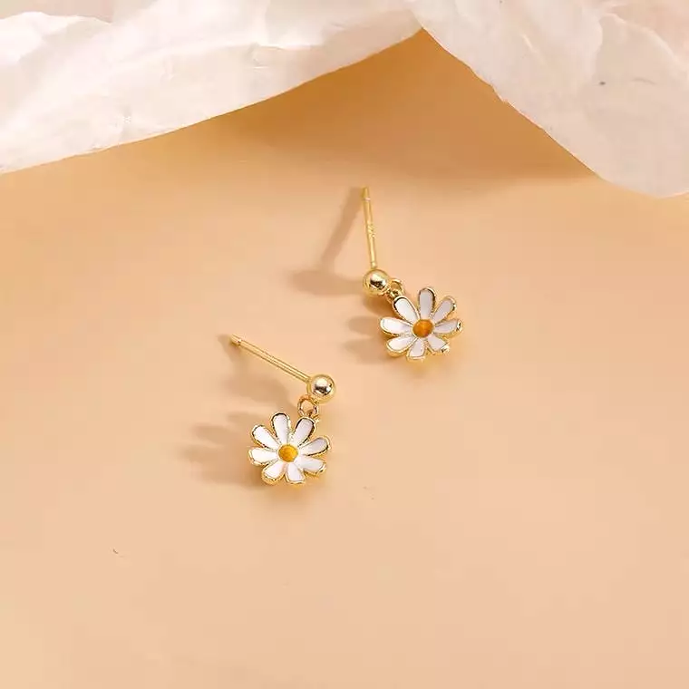 SWEET DAISY EARRINGS BY97000