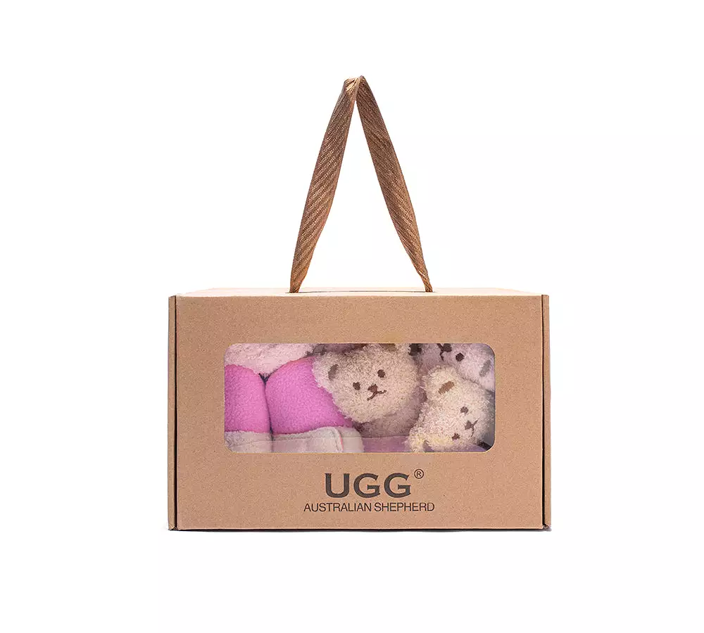 UGG AUSTRALIAN SHEPHERD Baby Booties Gift Set with Shearling Bear Beanie and Scarf